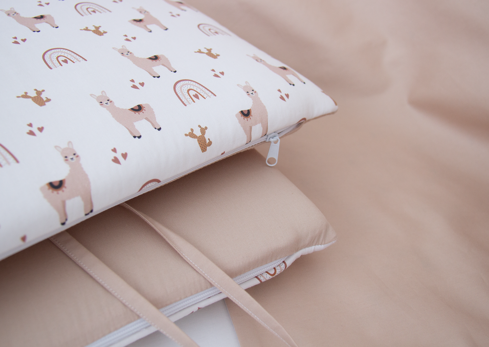 Мягкие бортики для кроватки KIDI soft "Лама" (бежевый, сатин)