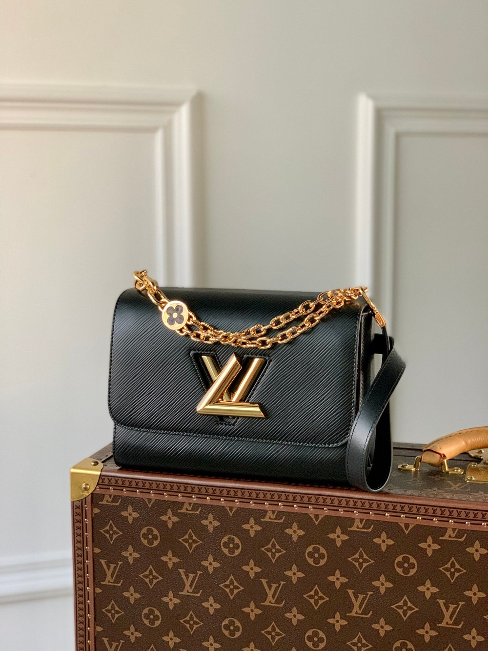 Louis Vuitton Twist MM
