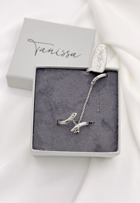 Кольцо ЖЕНСКАЯ НАТУРА