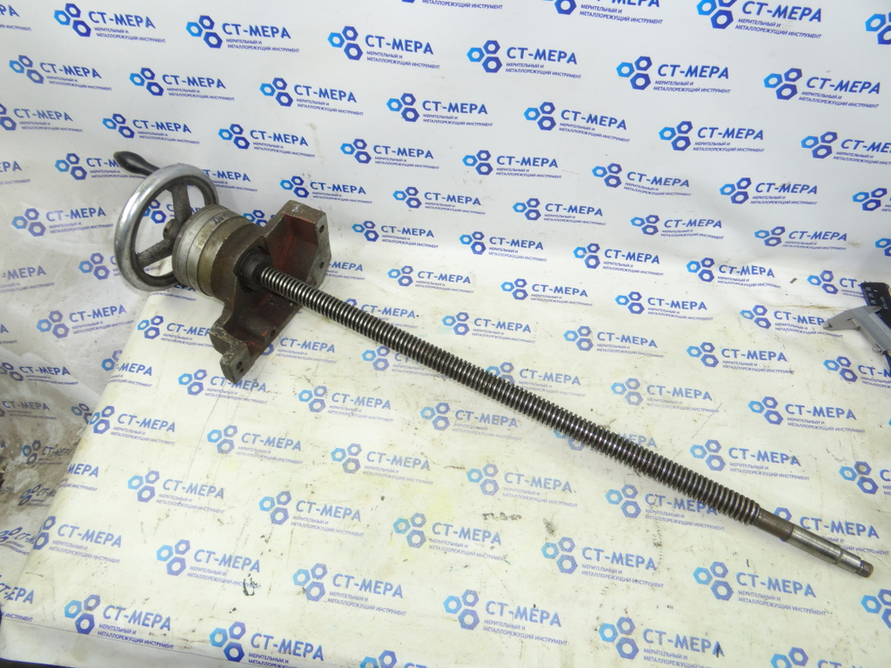 Винт поперечной подачи 1М63 (ДИП 300)