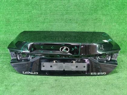 Крышка багажника Lexus ES 7 (2018-н.в.)