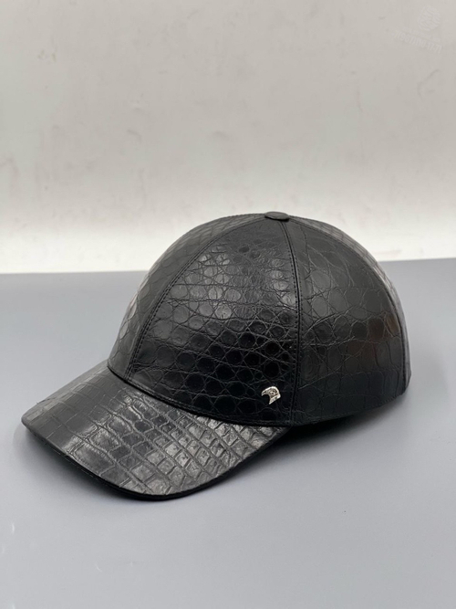 Бейсболка Stefano Ricci из кожи крокодила