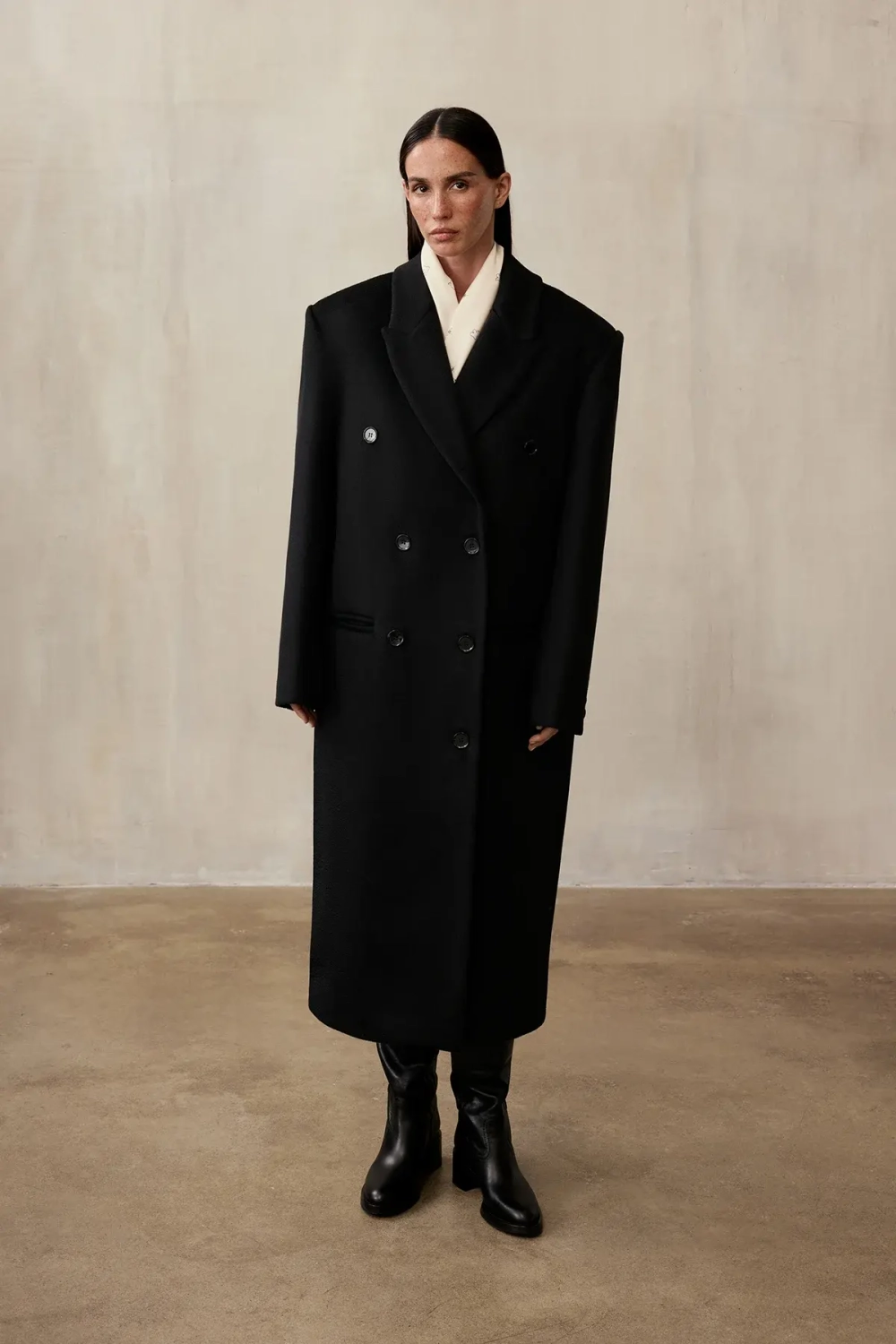 Пальто двубортное (((Power + dressing))), черное