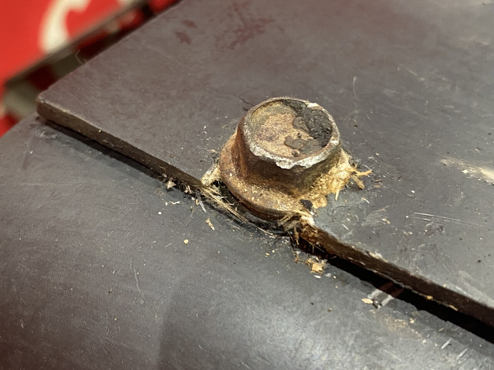 Защита двигателя в сборе 2018г