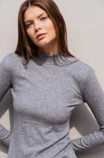 23168 Водолазка женская (серый)