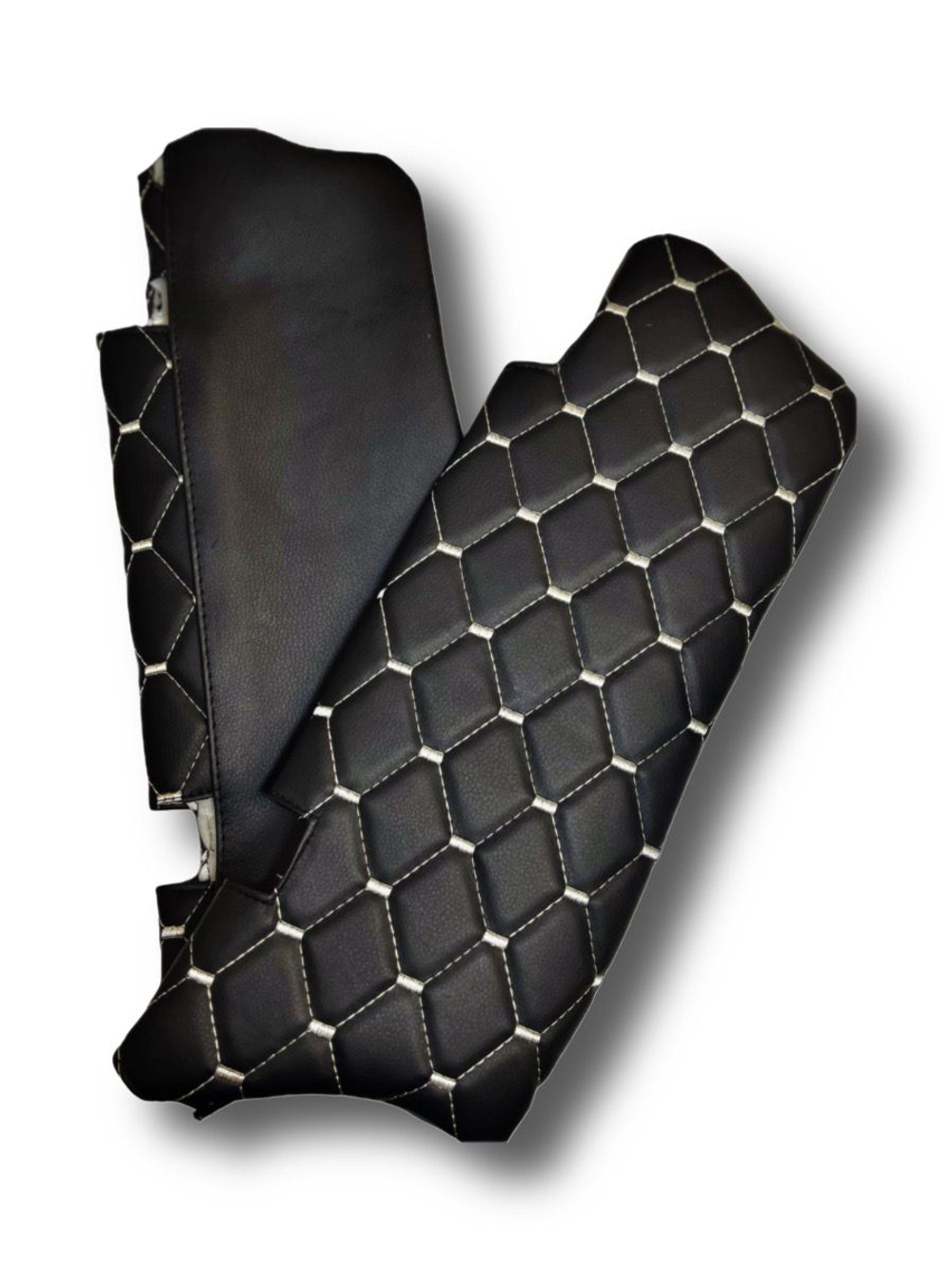 Чехлы на козырьки ВАЗ 2110, 2111, 2112 (белая нить Рубин)