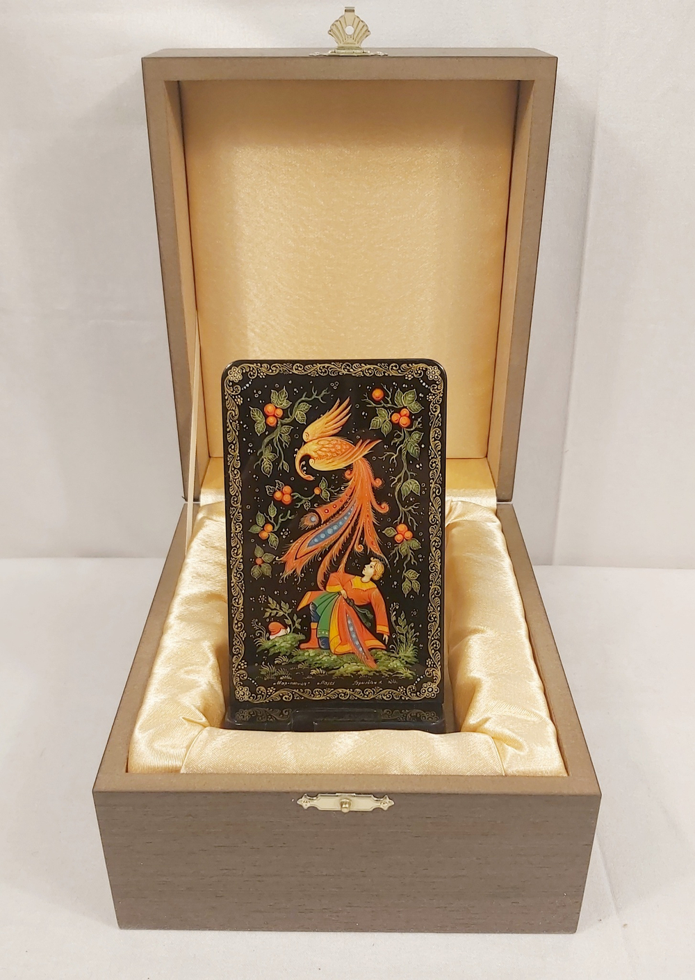 Сувенирная подставка для телефона с росписью Палех "Иван-царевич и жар-птица"