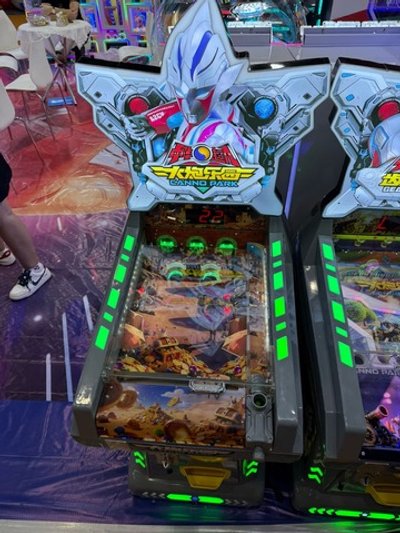 Детский игровой автомат пинбол «Ultraman»