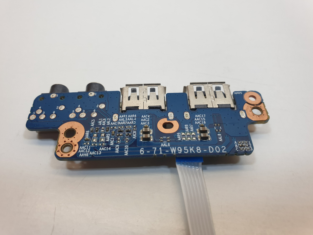 Плата USB-Audio DEXP CLV-970-P 6-71-W95K8-D02