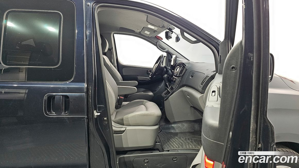 Hyundai The New Grand Starex Van 5인승 (06.2020)