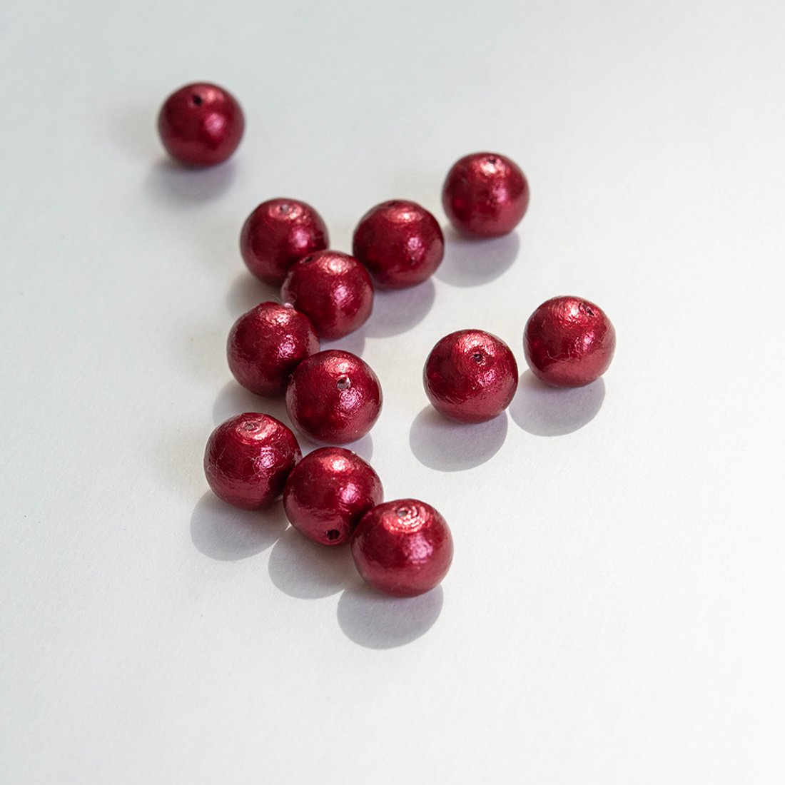 Хлопковый жемчуг, оттенок "Red", шар 10мм, сквозное отверстие