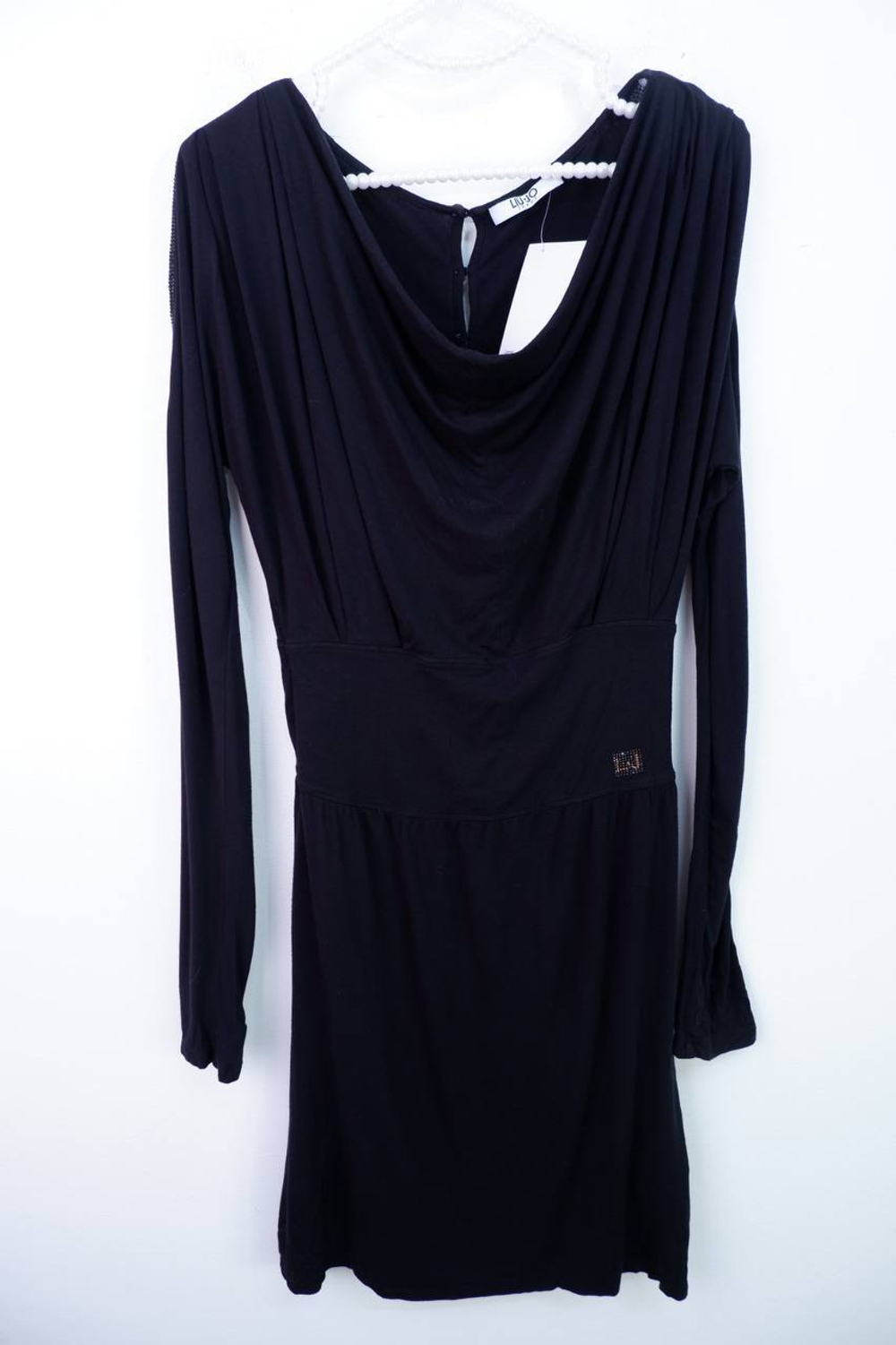 Платье Liu Jo обтягивающего кроя, маркировка XS, визуально на 42 размер