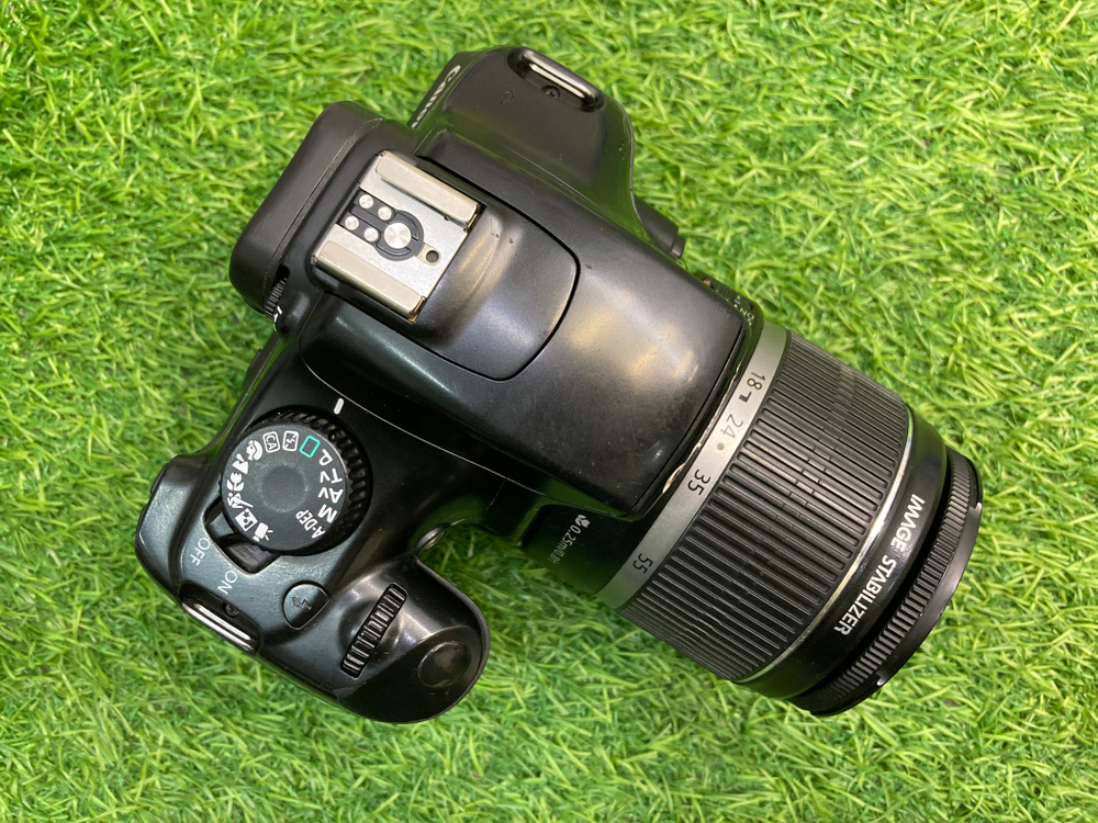 Canon EOS 1100D Kit 18-55mm IS 83.000 кадров