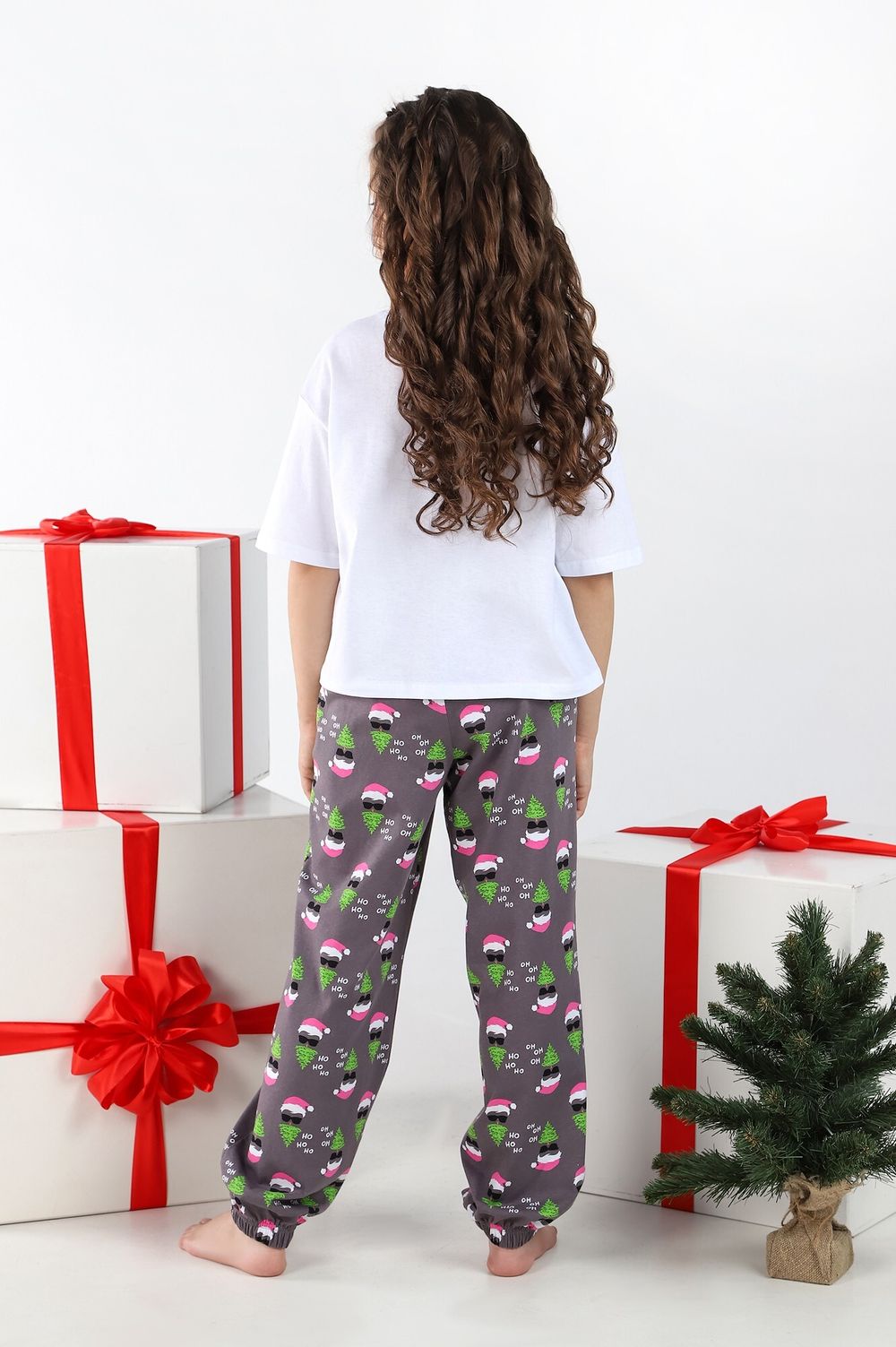 Костюм для девочки Стар-1 Виотекс БЕЛЫЙ