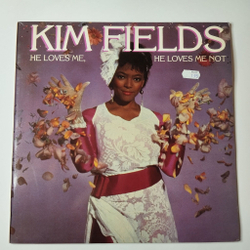 Винтажная виниловая пластинка LP Kim Fields He Loves Me He Loves Me Not (Spain 1984) 45 RPM Maxi Single
