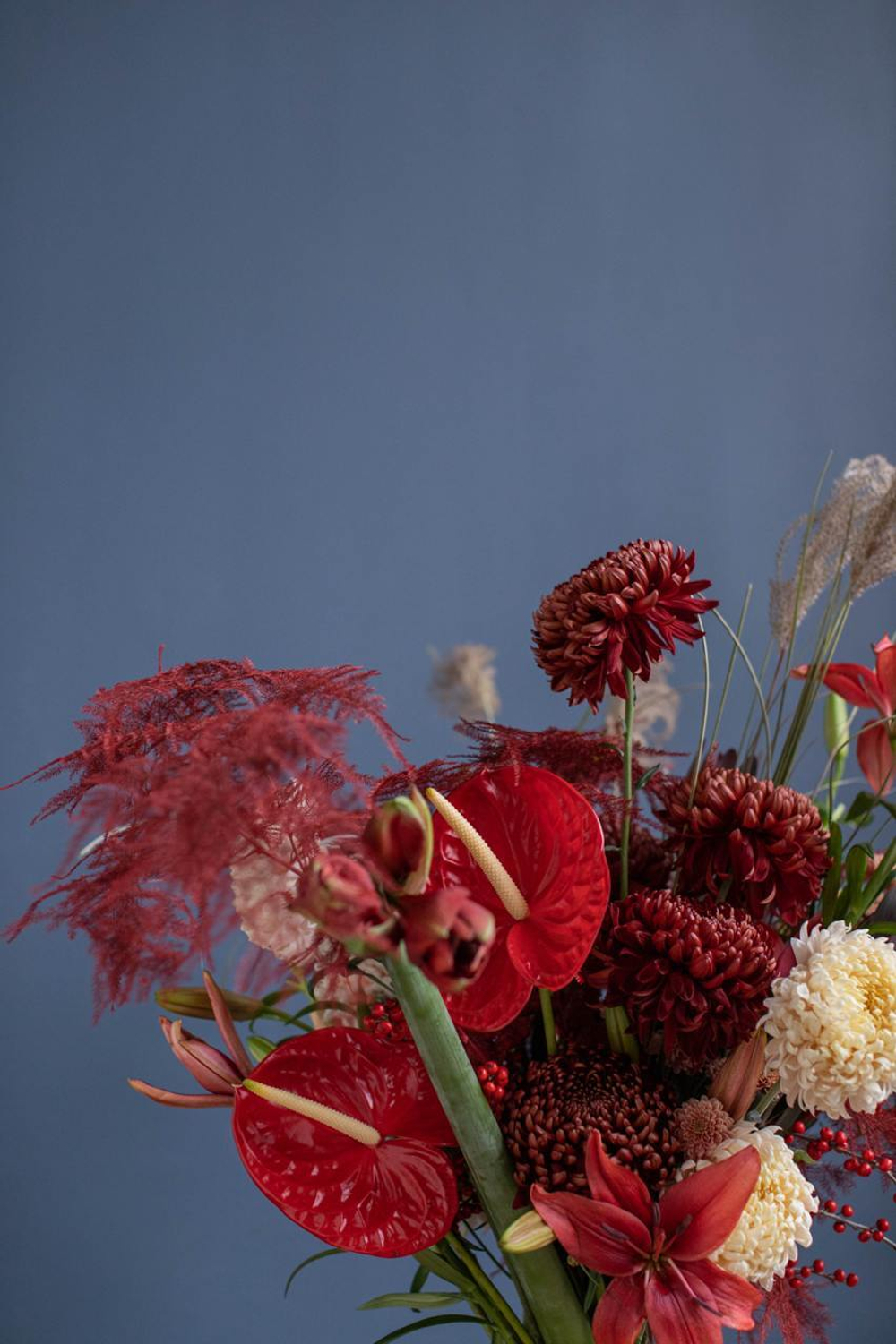 Интерьерный красный