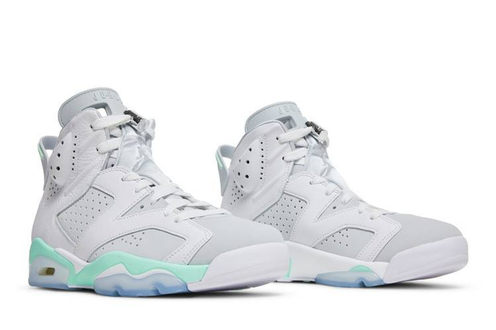 Кроссовки Jordan Air Jordan 6 Retro "Mint Foam" (Женская размерная сетка)