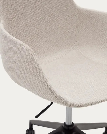 Рабочее кресло на колесиках Tissiana бежевое