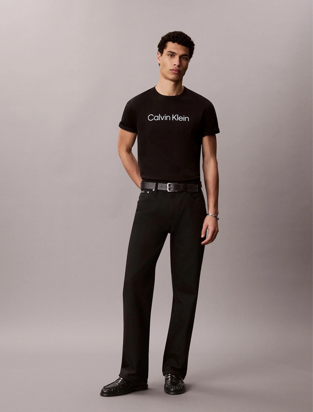 Футболка Calvin Klein Standard Logo Graphic Classic Black