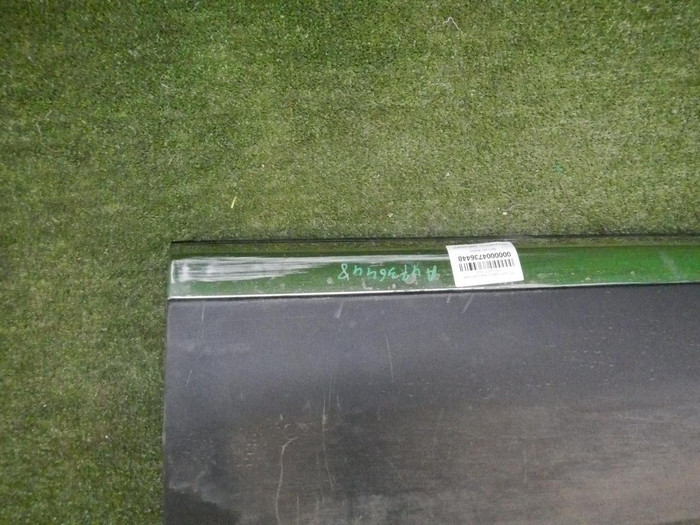 Накладка двери передняя правая Peugeot 3008 2 (2016-н.в.)