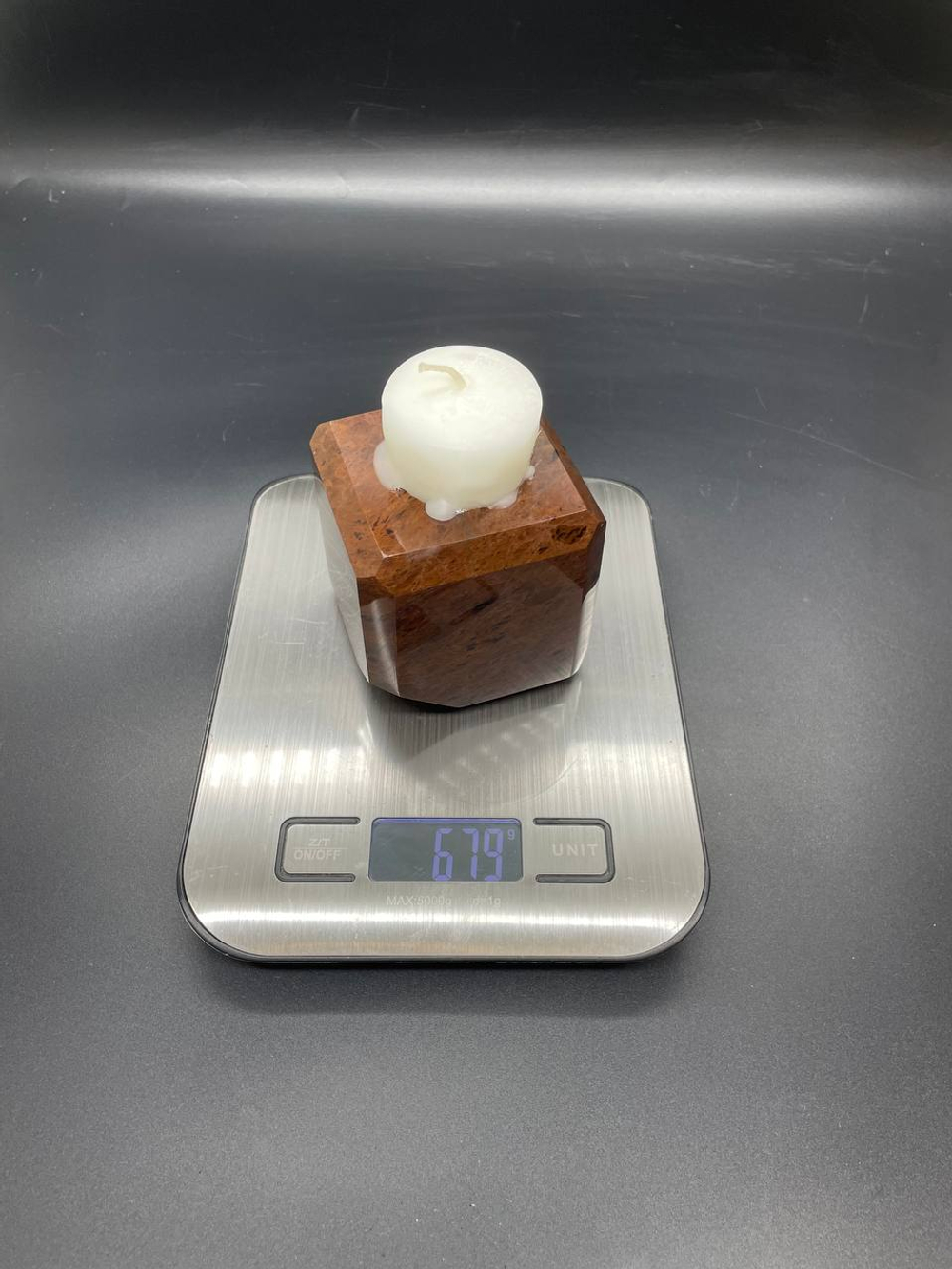 Подсвечник обсидиановый квадратный