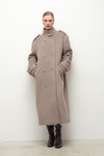 Пальто со стойкой утепленное