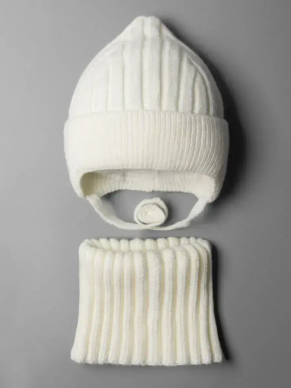 Шапка-бини со снудом детская на осень