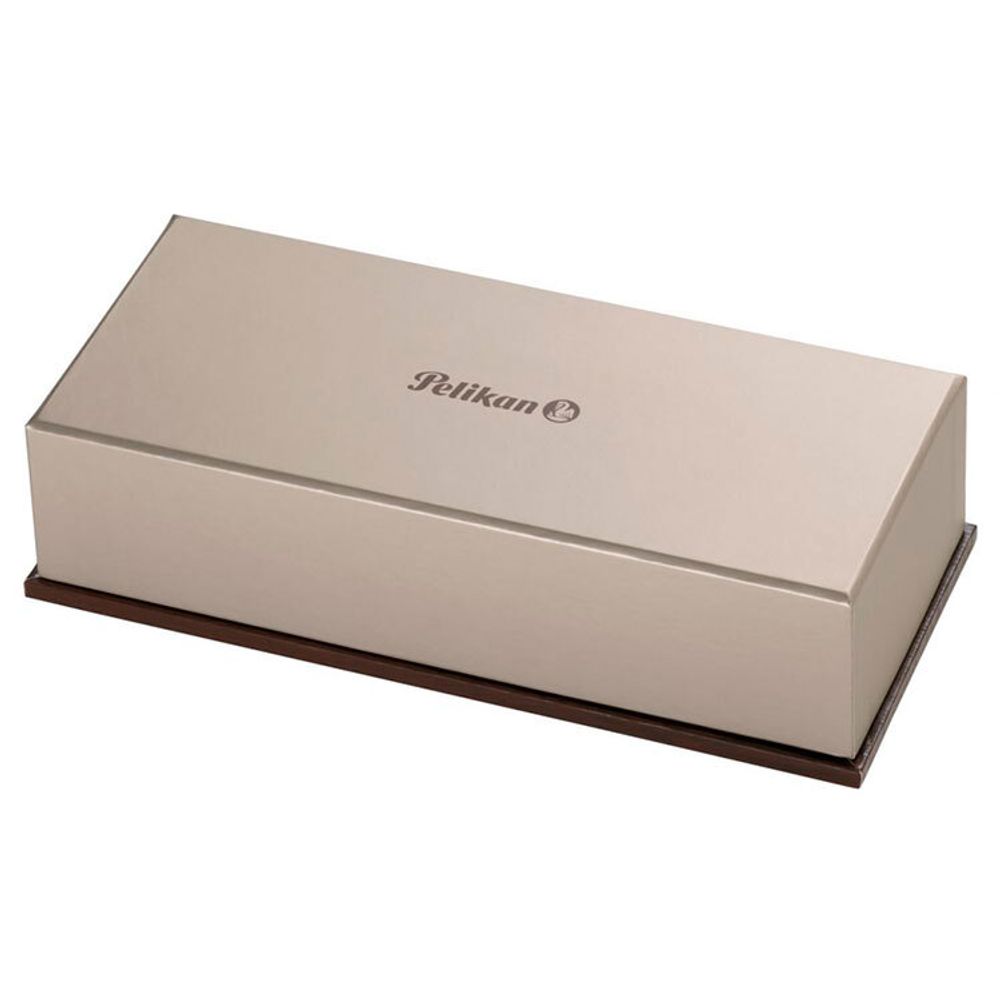 box Pelikan