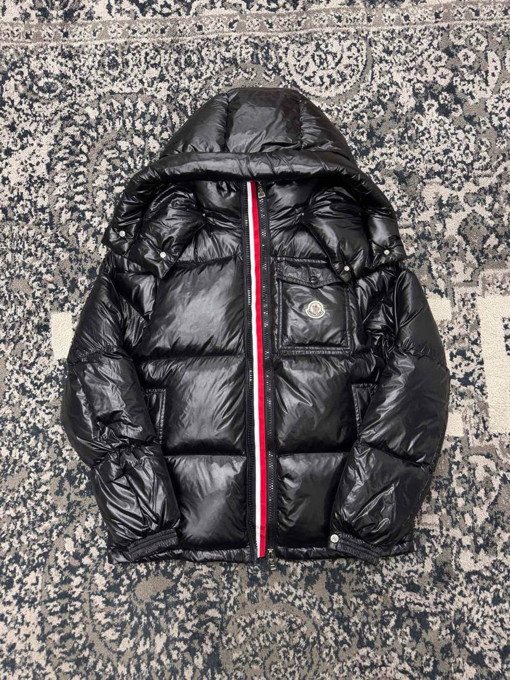 Пуховик Moncler