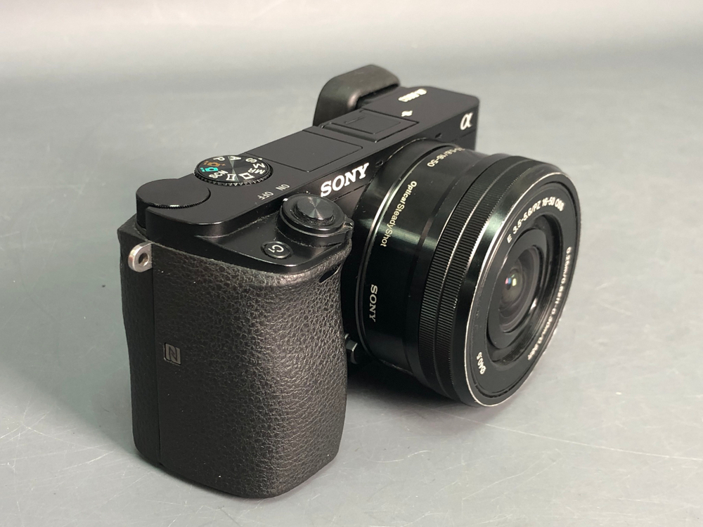 Sony A6000 kit 16-50mm 43.200 кадров
