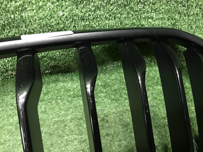 Решетка радиатора BMW X6 G06 (2023-н.в.)