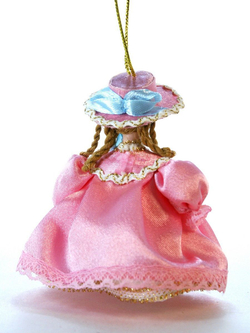 Кукла-подвеска сувенирная Барышня в шляпке