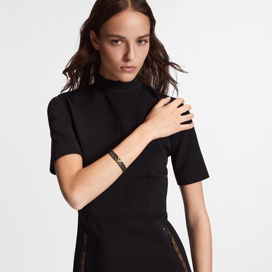 Louis Vuitton Браслет Essential V