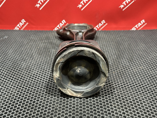 Поршень с шатуном