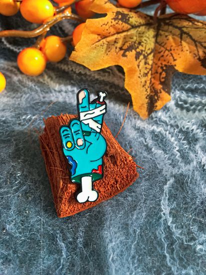 Значок металлический на одежду/Пин. Peace