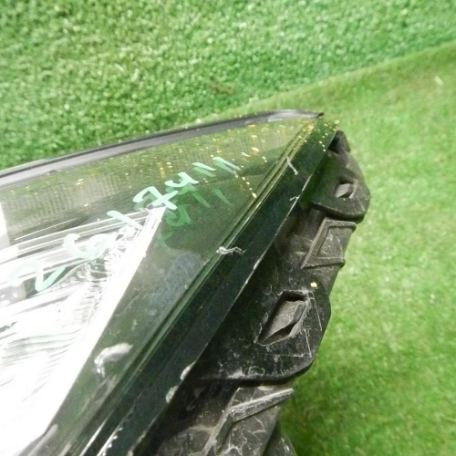 Фара левая Toyota Land Cruiser Prado 150 (2017-н.в.) LED