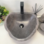 Раковина из речного камня RS63590 (44*41*15) 0122