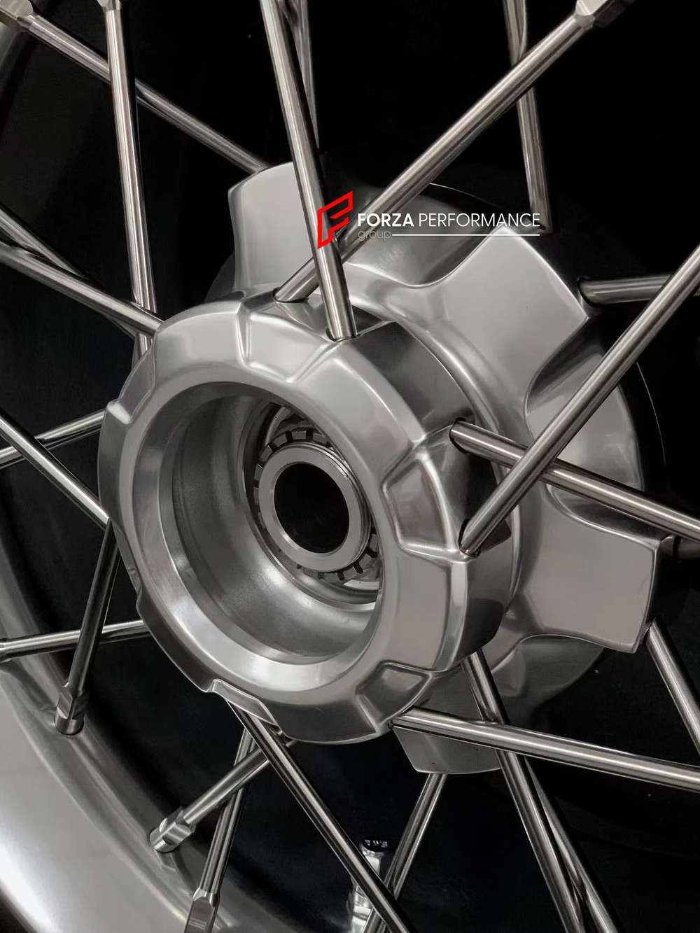 Кованые диски для TRIUMPH ROCKET 3 R GT STORM Триумф мотоцикл колеса ковка диск