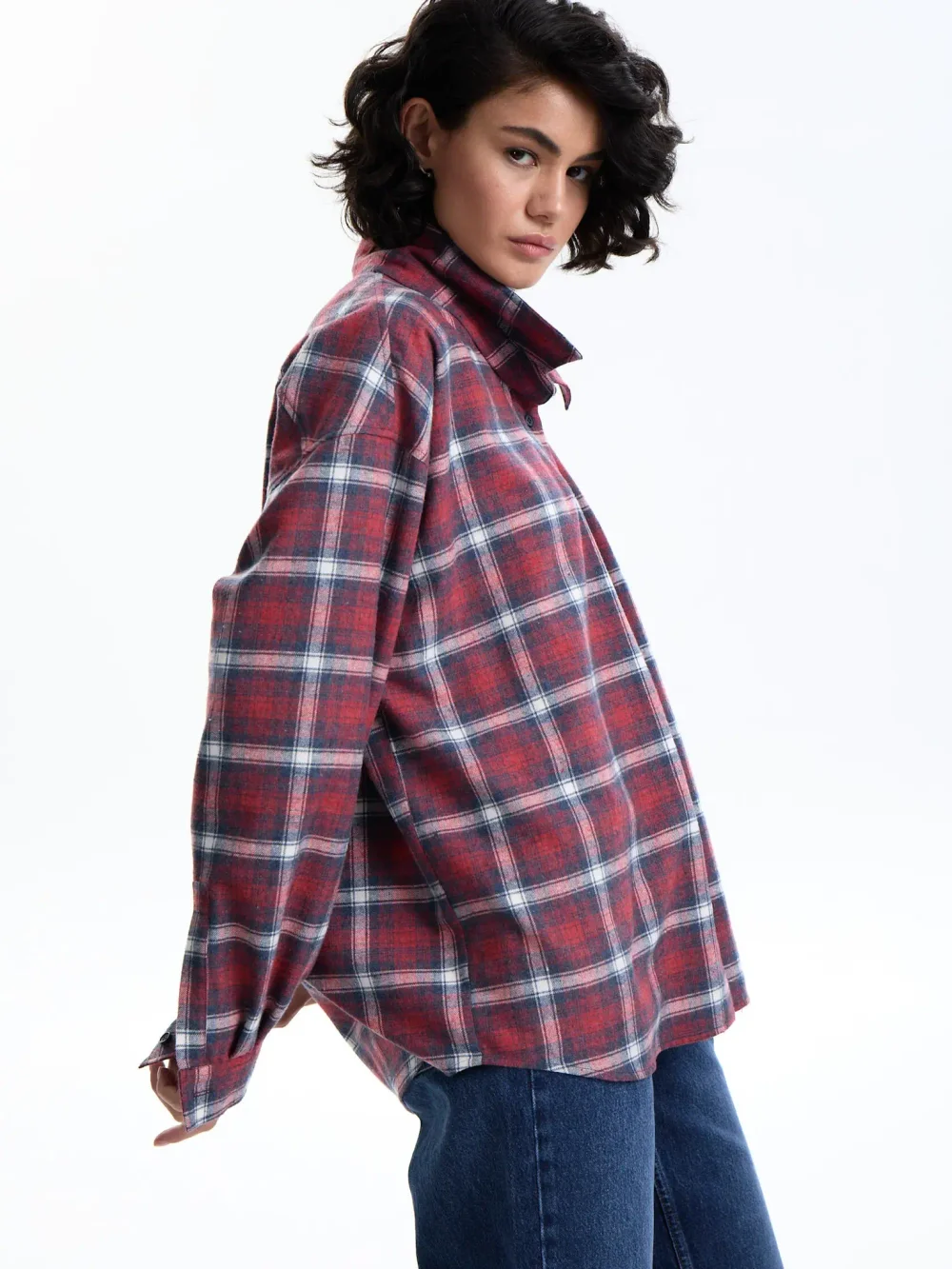 Рубашка в клетку красная