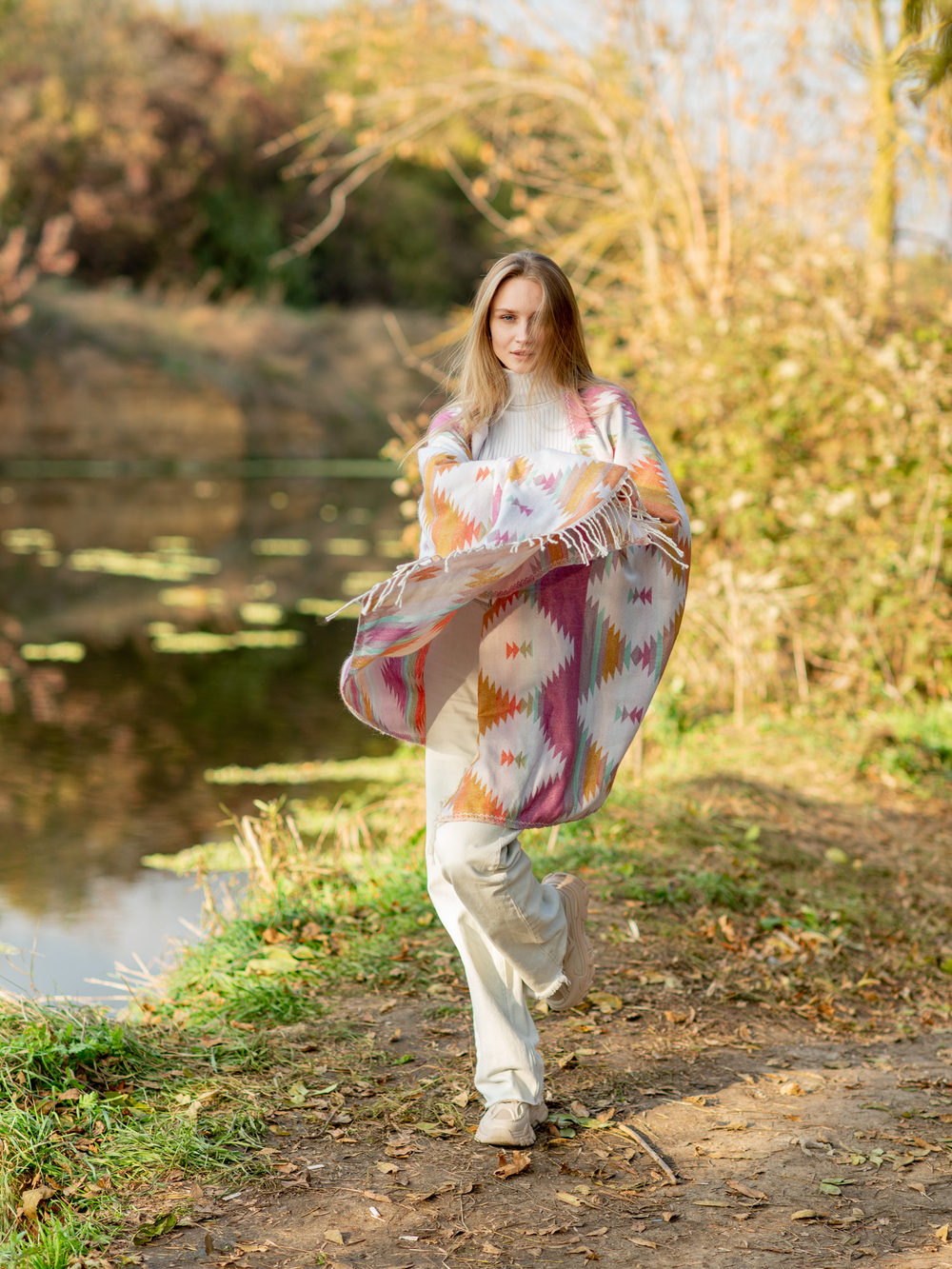 Шарф теплый с орнаментом Навахо