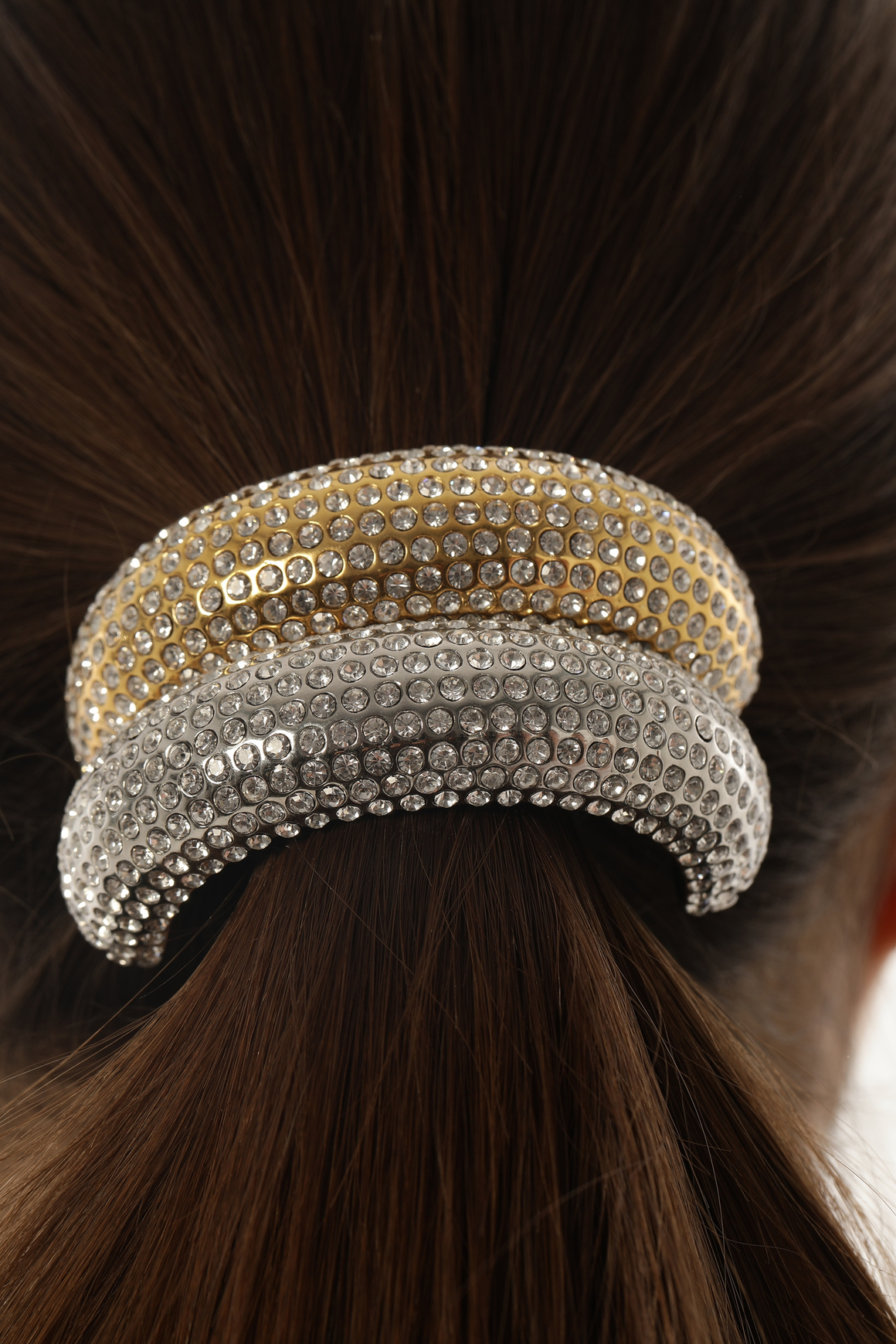 Резинка со вставкой россыпь цирконов, серебро