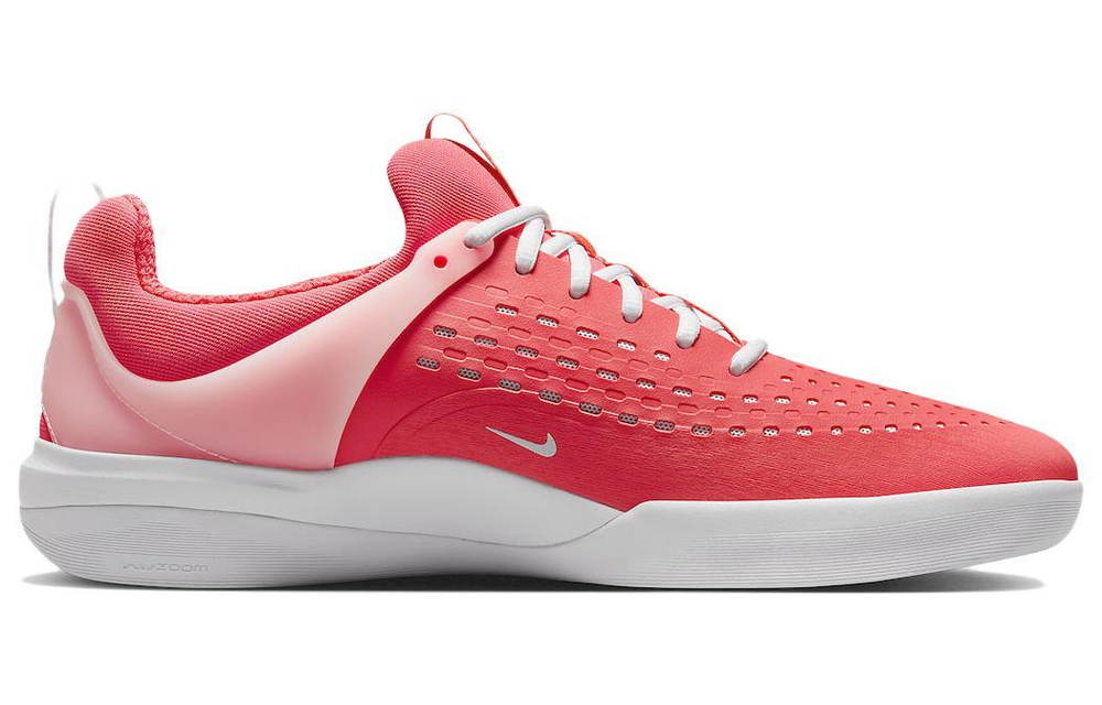 Кроссовки Nike Sb Nyjah 3 "Hot Punch"