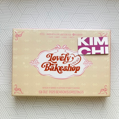 Календарь (G)I-DLE - 2025 SEASON’S GREETINGS Lovely Bakeshop