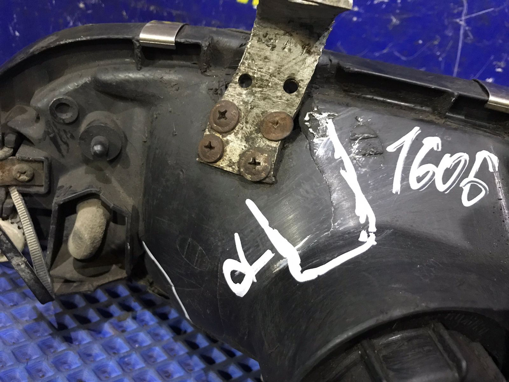 Фара передняя правая NISSAN PRIMERA 1998