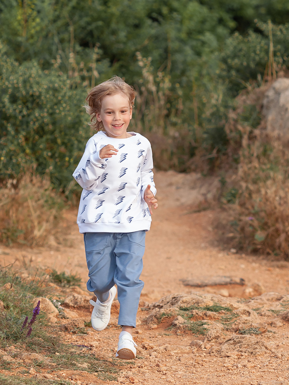 Свитшот оверсайз Mjölk Молнии