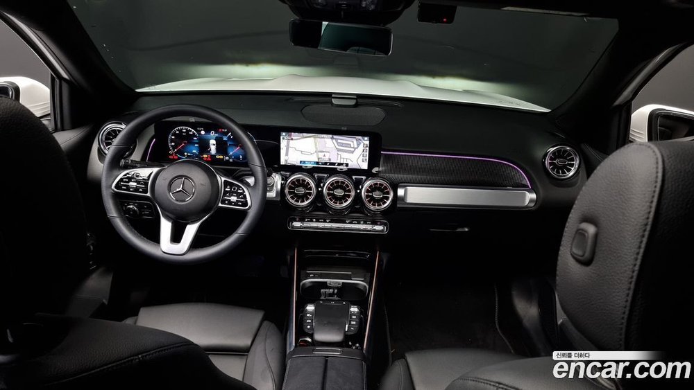 Mercedes-Benz GLB-Class X247 GLB200 d (05.2023)
