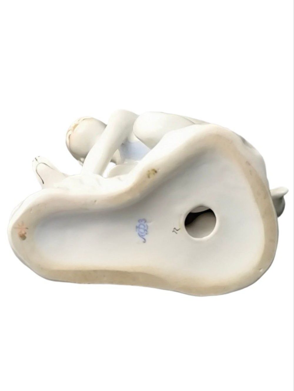 Фарфоровая статуэтка "Юный пограничник с собакой" ЛФЗ