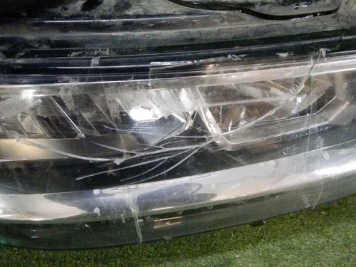 Битая Фара правая VW Tiguan 2 (2016-2020) LED