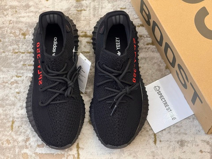 Yееzy Boost 350 v2 Black Red