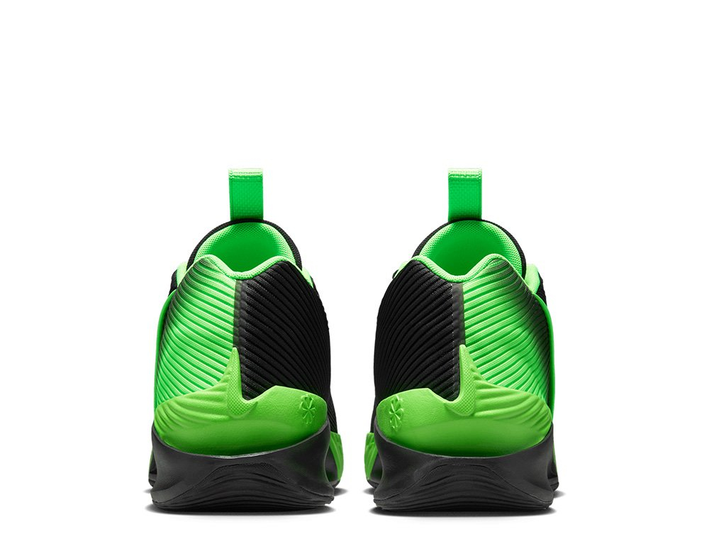 Баскетбольные кроссовки Nike G.T. Jump Academy